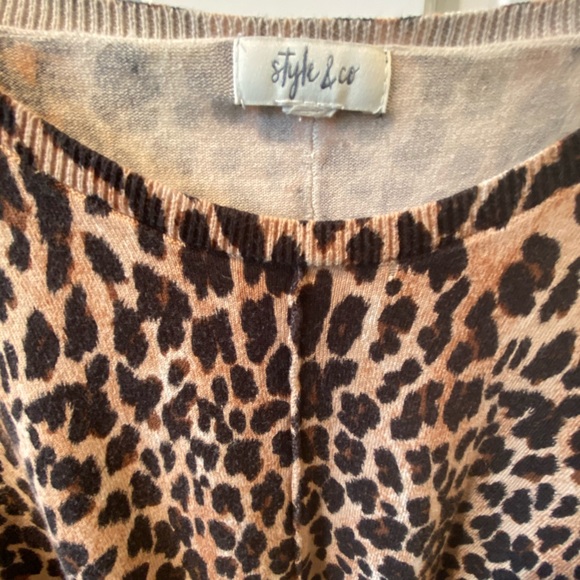 Leopard top - Picture 3 of 3